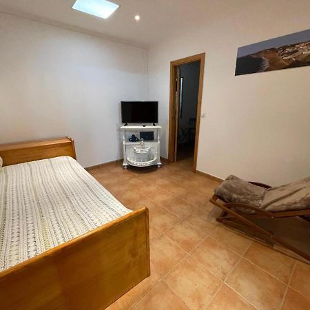 Casa Do Vicente, Localizada A 1.7Km Da Praia. Ribamar  Екстериор снимка